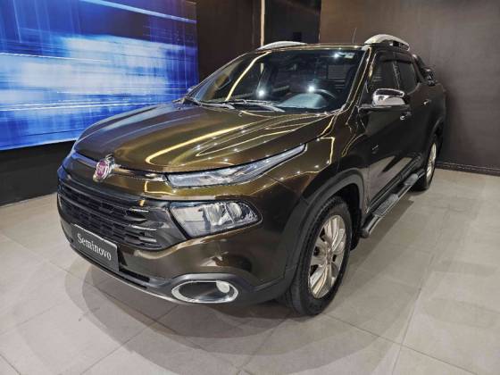 FIAT TORO 2.0 16V TURBO DIESEL RANCH 4WD AT9 FIAT TORO 2.0 16V TURBO DIESEL RANCH 4WD AT9